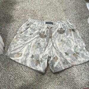 Abercrombie and fitch camo shorts